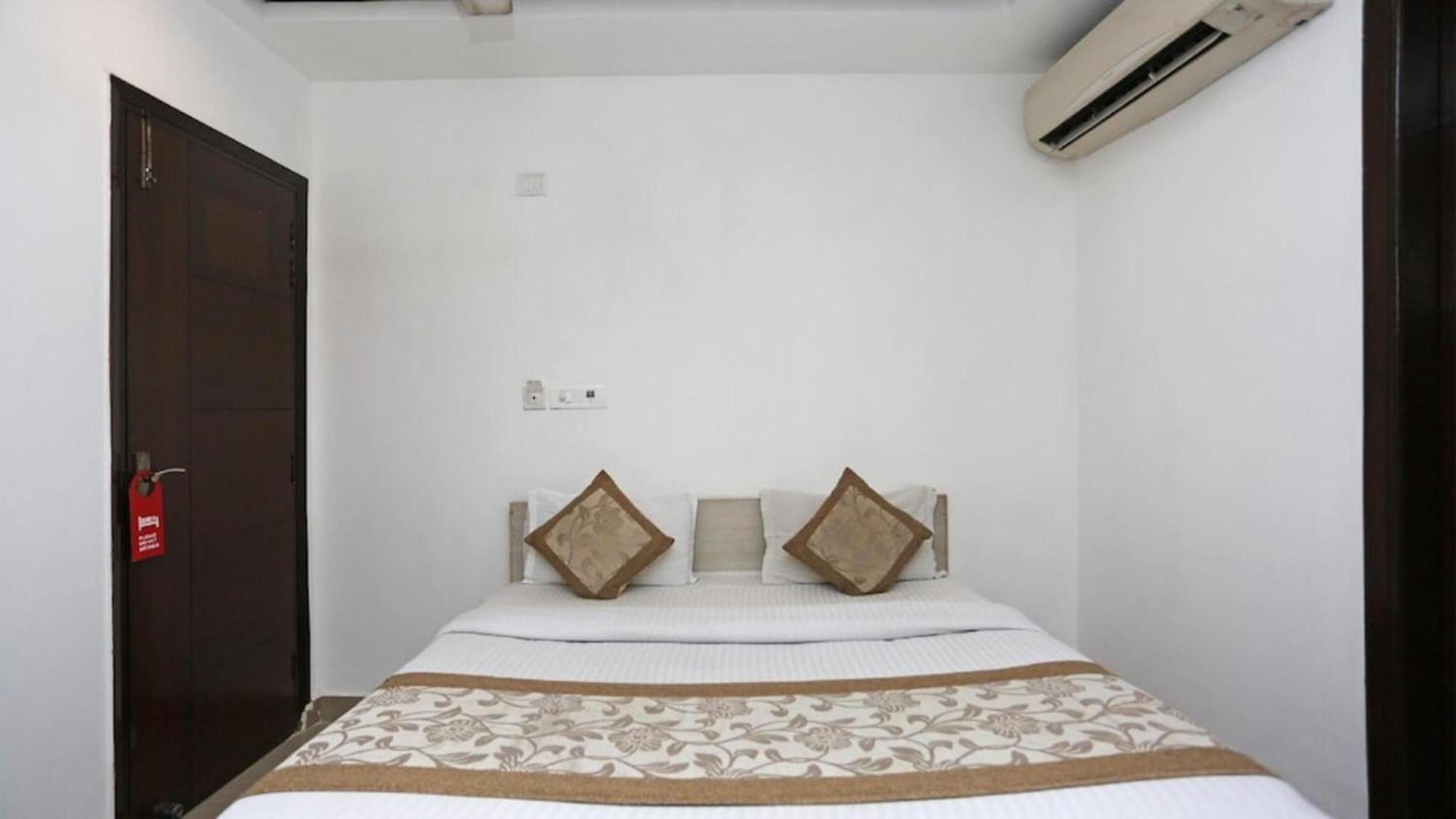 Deluxe Rooms In Jangpura New Delhi Luaran gambar