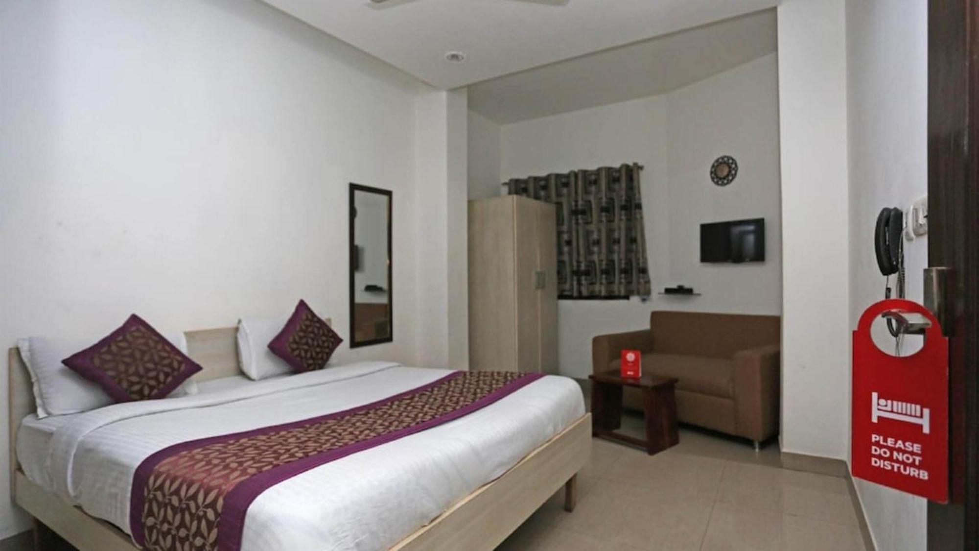 Deluxe Rooms In Jangpura New Delhi Luaran gambar